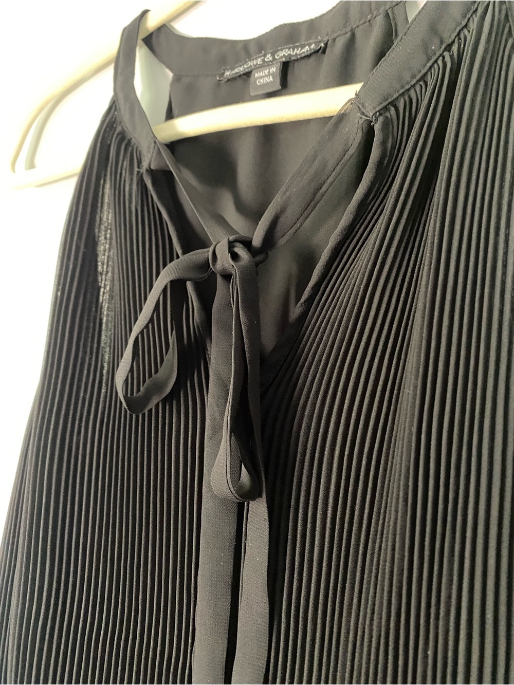 Harlowe & Graham Black Pleated Tie Front Sleeveless Dress Size M - Picture 5 of 7